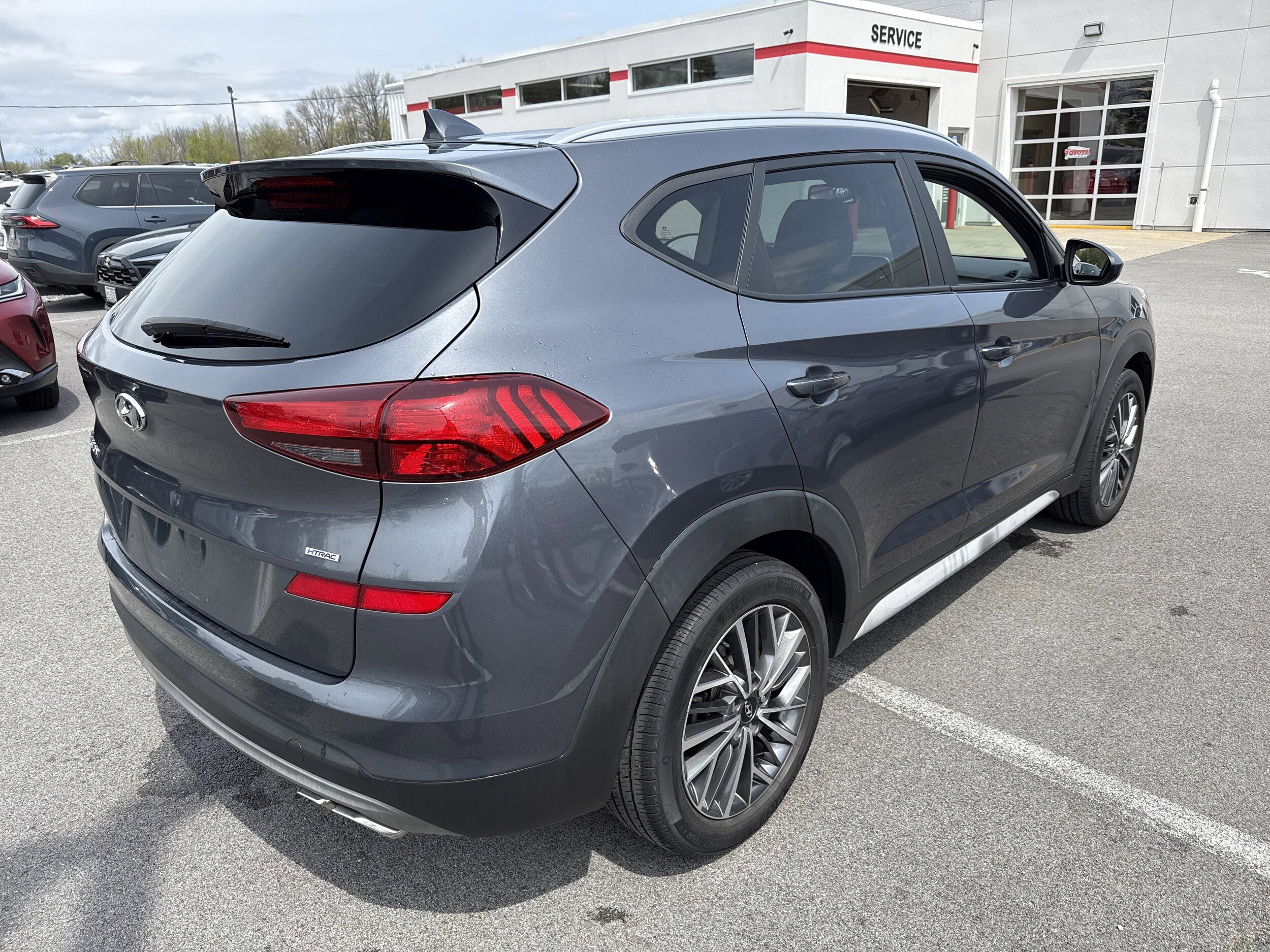 Used 2019 Hyundai Tucson SEL w/ Cargo Package AWD/4WD image 17
