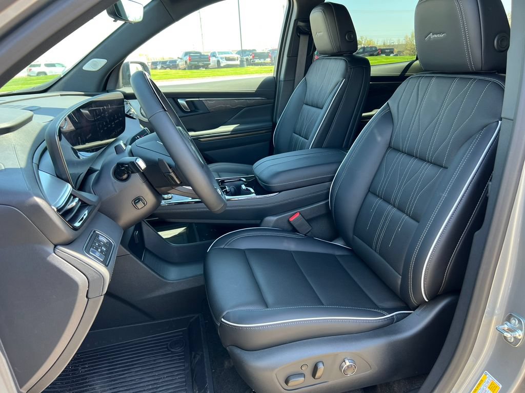 New 2026 Buick Enclave Avenir w/ Super Cruise Package AWD/4WD image 4
