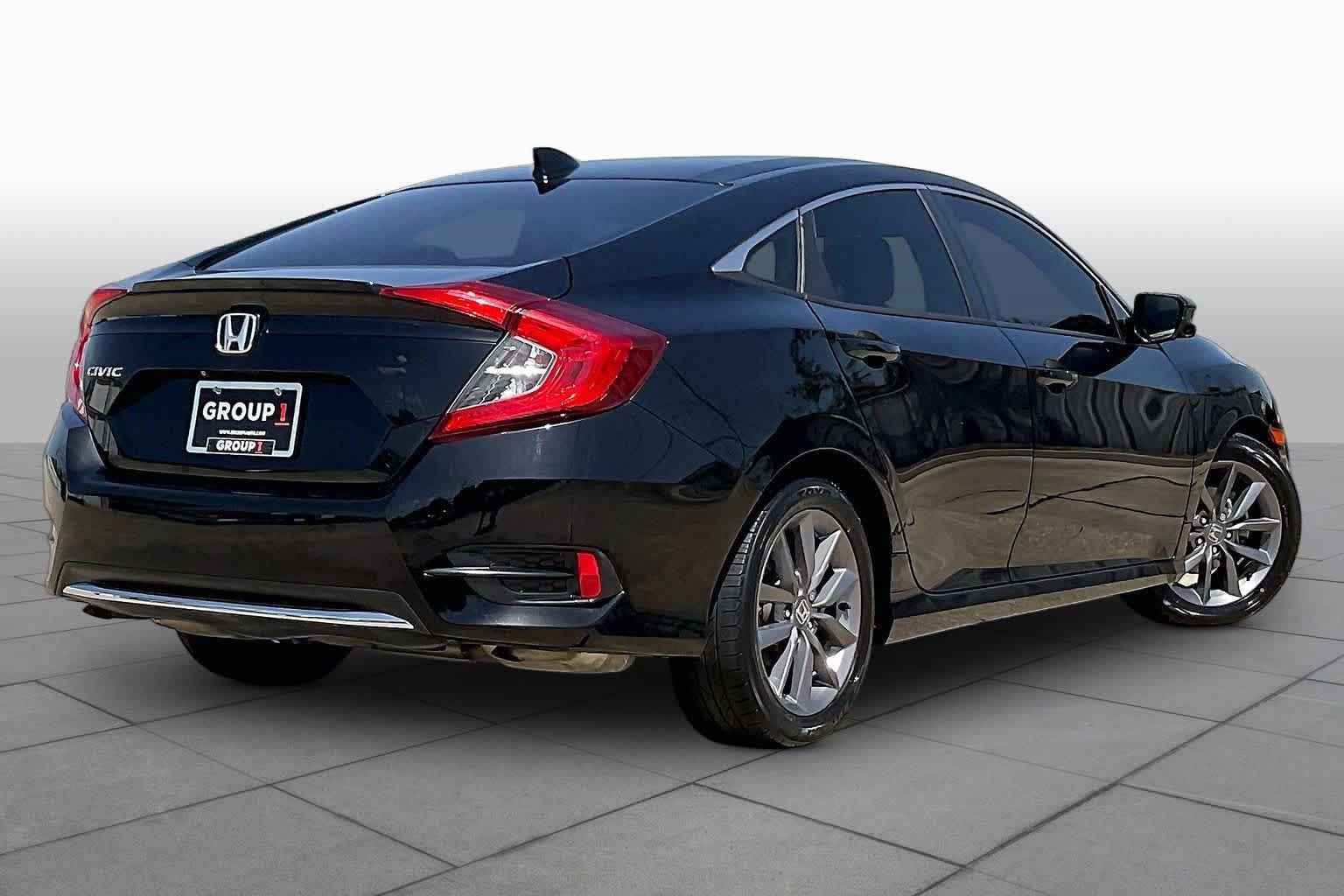 Used 2019 Honda Civic EX-L image 12