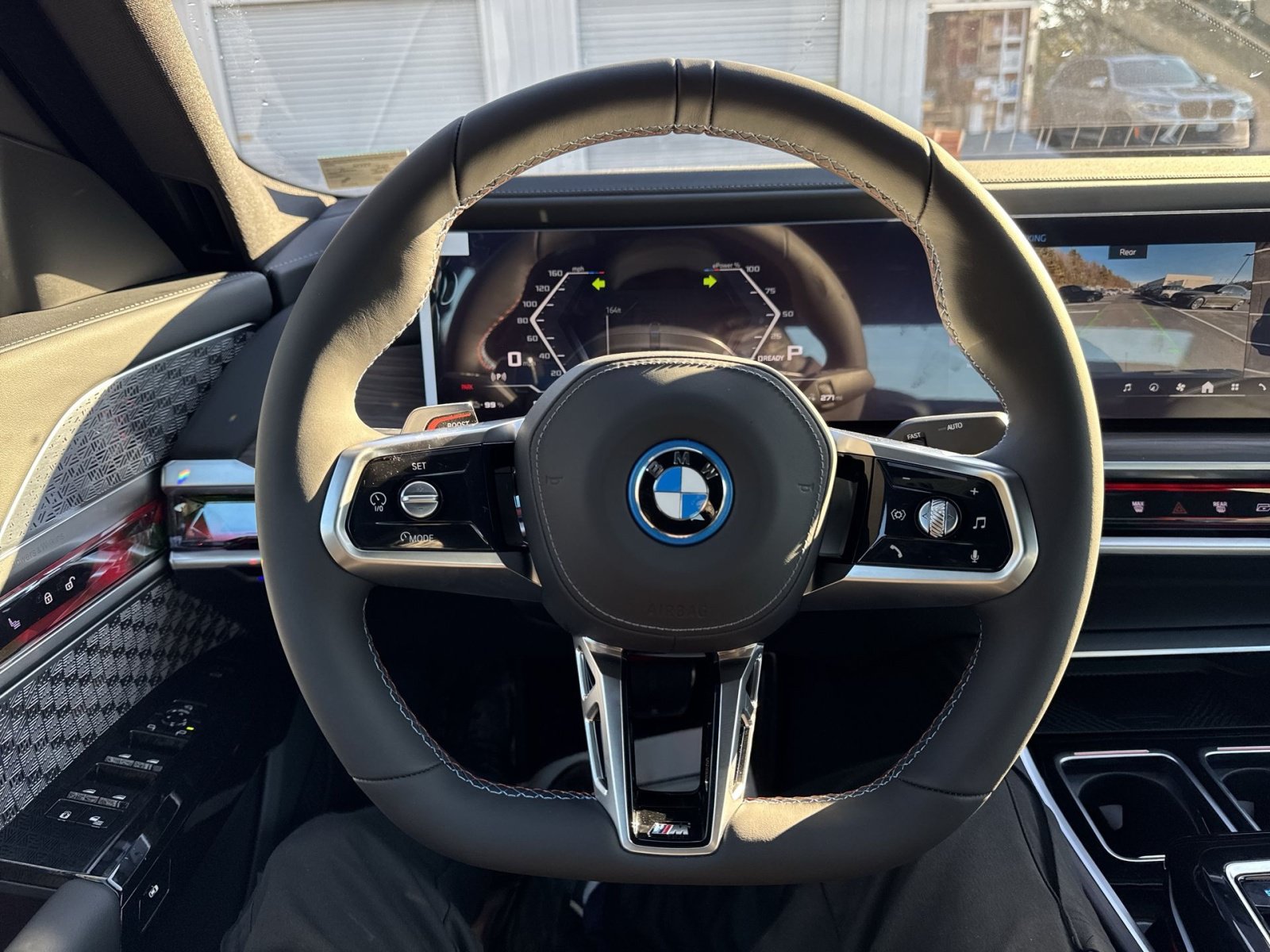 New 2026 BMW i7 M70 AWD/4WD image 18