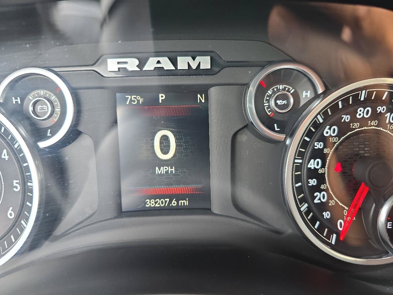 Used 2024 RAM 2500 Big Horn AWD/4WD image 24