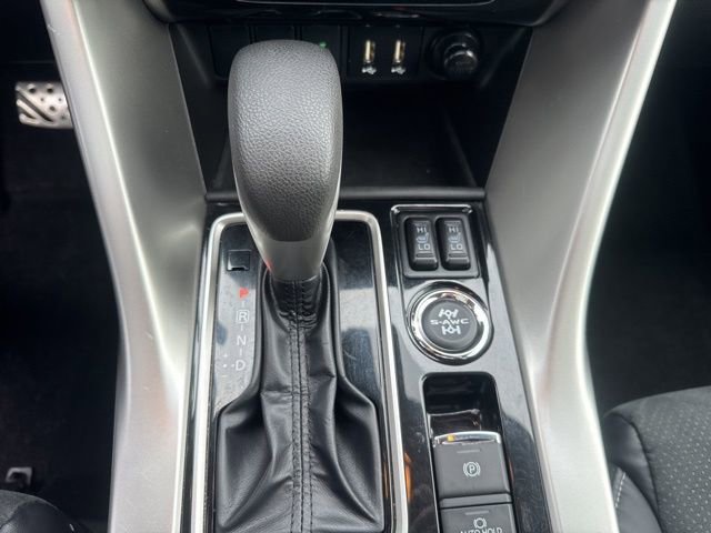 Used 2023 Mitsubishi Eclipse Cross AWD image 18