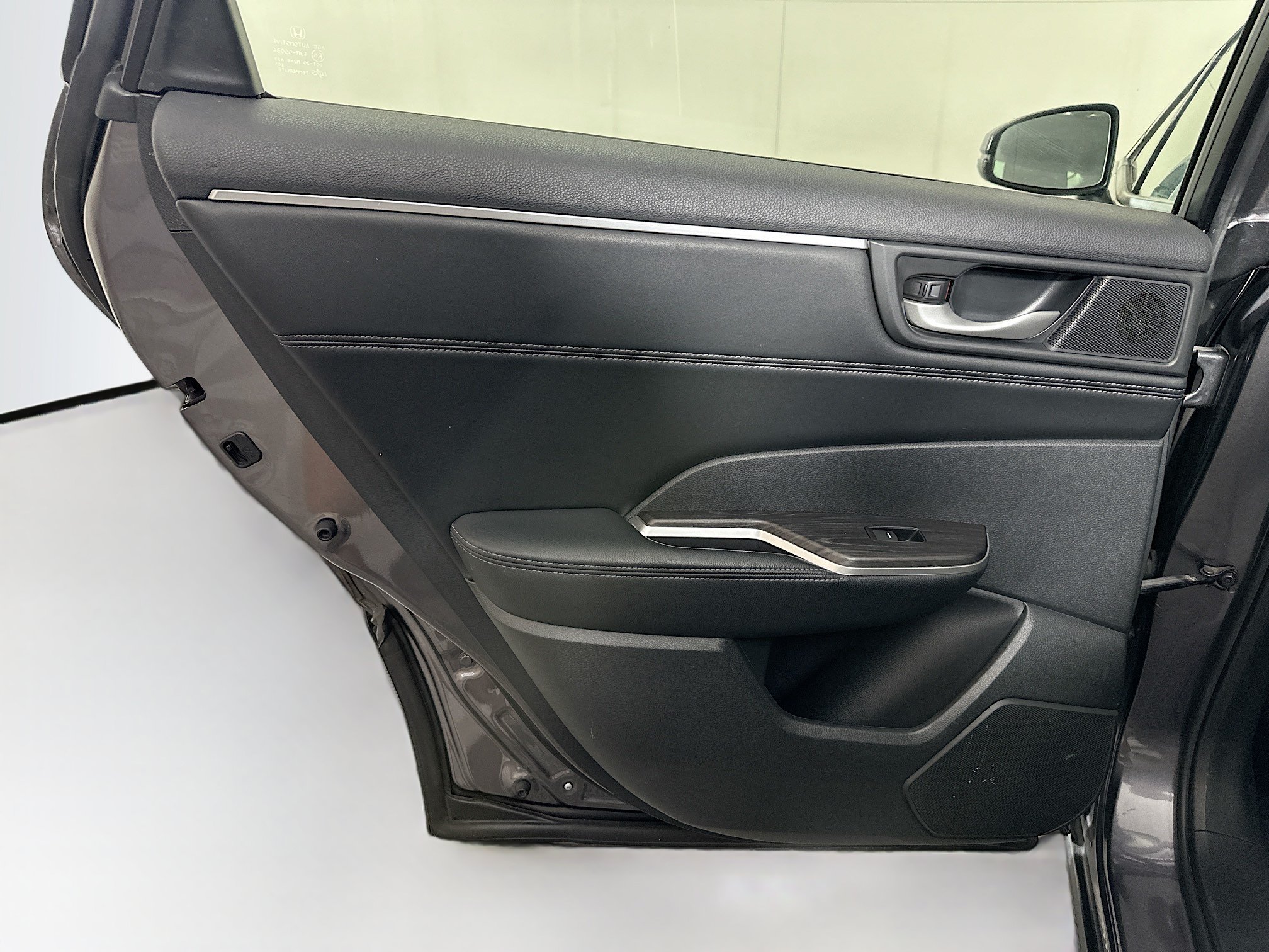 Used 2019 Honda Clarity Plug-In Hybrid image 24