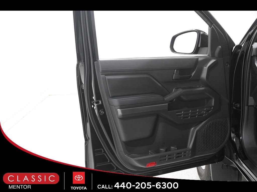 Certified 2026 Toyota Tacoma SR5 AWD/4WD image 4