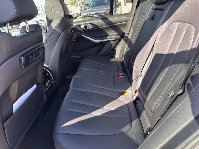 Used 2020 BMW X5 xDrive40i w/ Convenience Package AWD/4WD image 11