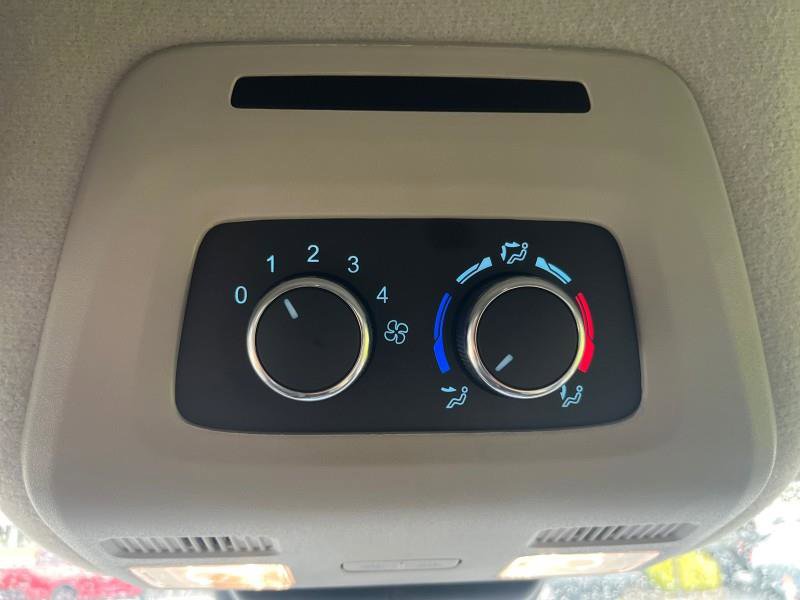 Used 2025 Ford Transit 350 XLT image 16