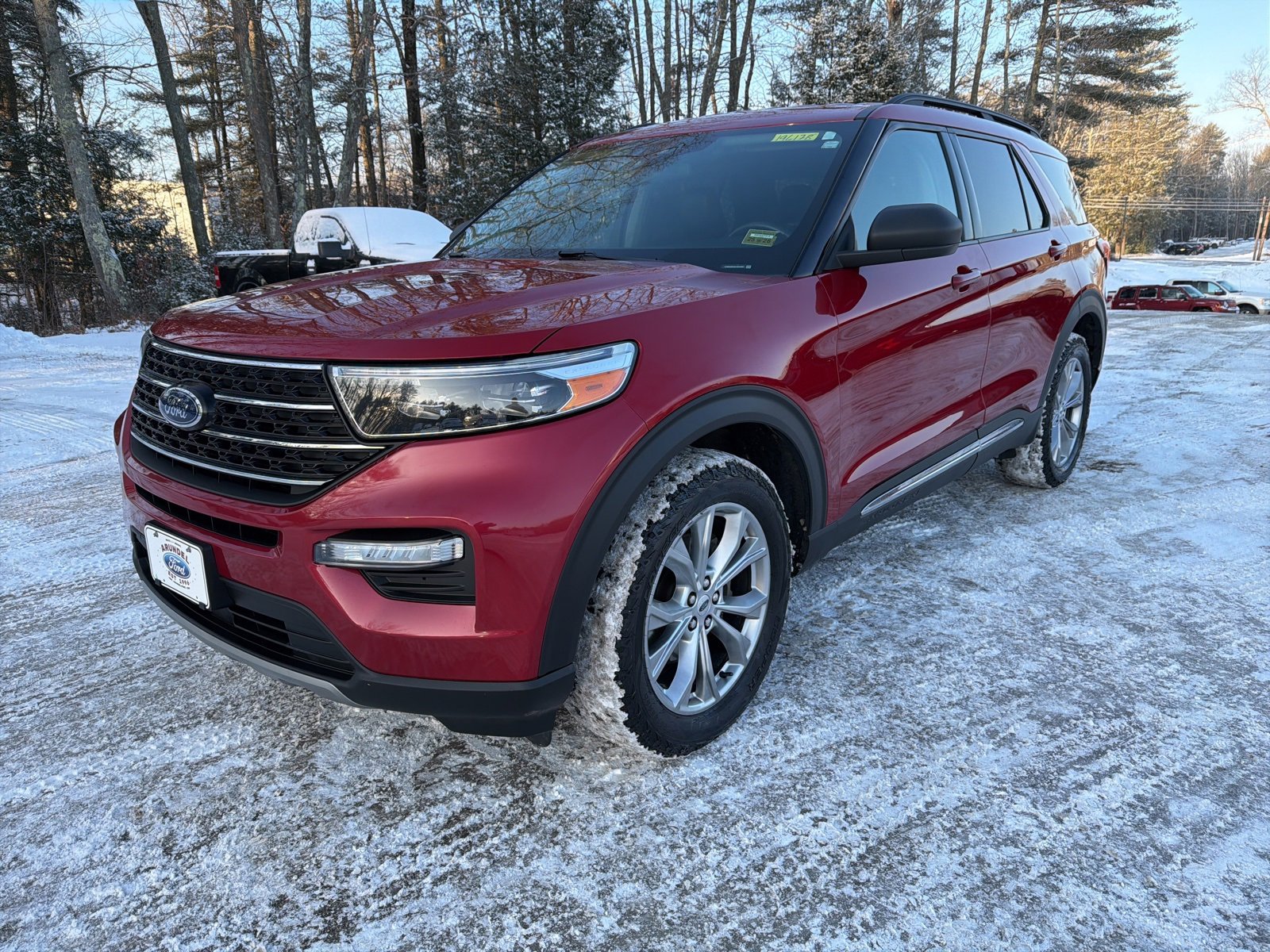 Used 2020 Ford Explorer XLT w/ Equipment Group 202A image 3