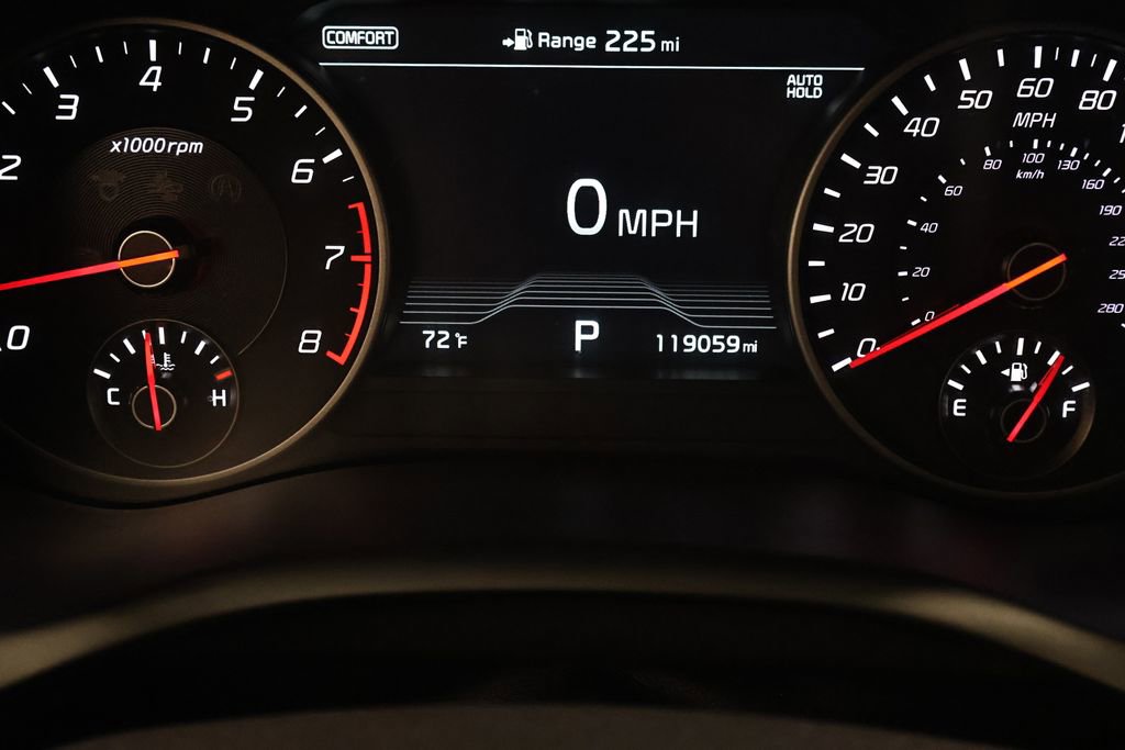 Used 2018 Kia Stinger GT1 AWD/4WD image 23