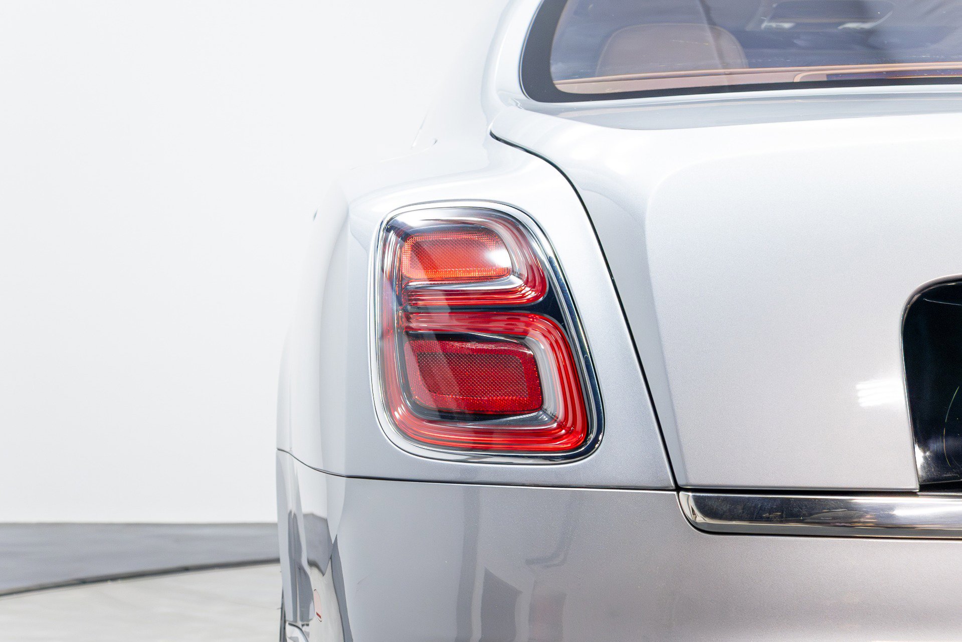 Used 2017 Bentley Mulsanne Speed image 67