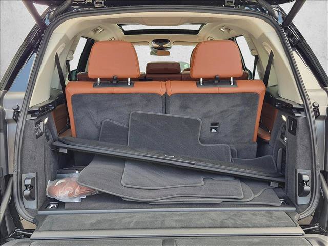 Used 2026 BMW X7 xDrive40i AWD/4WD image 6