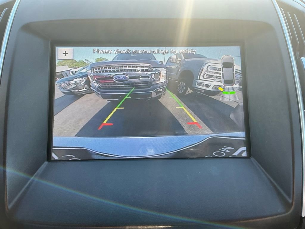 Used 2016 Ford Edge Titanium image 26