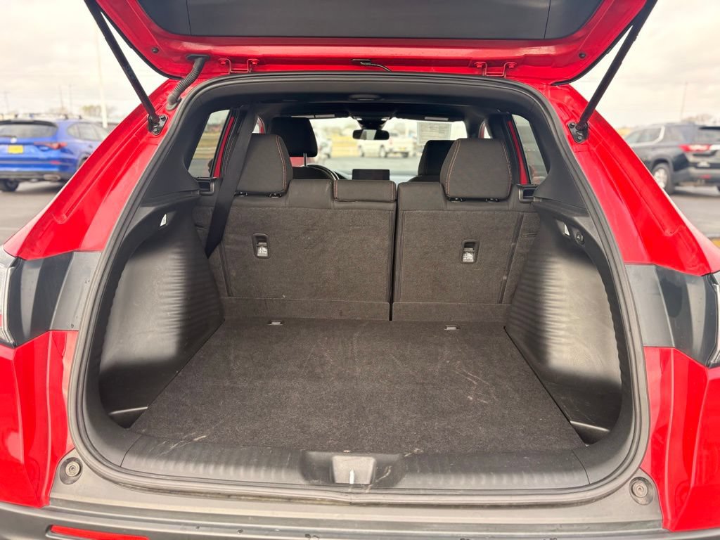Used 2025 Honda HR-V Sport image 12