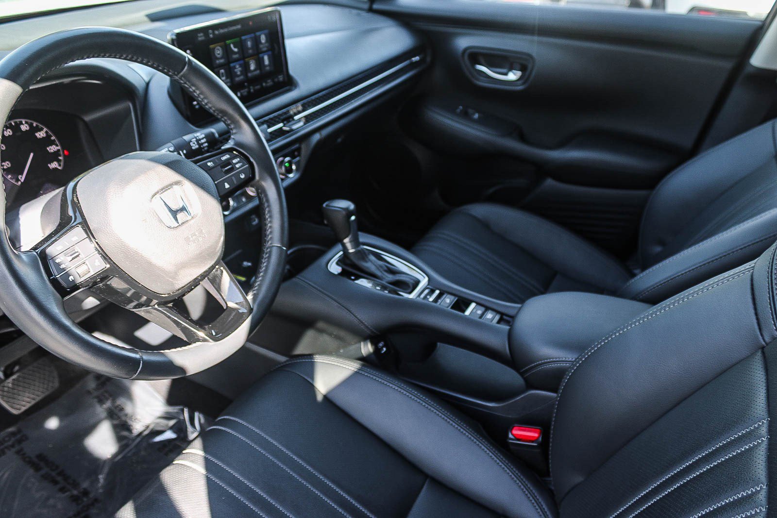 Certified 2024 Honda HR-V EX-L image 18