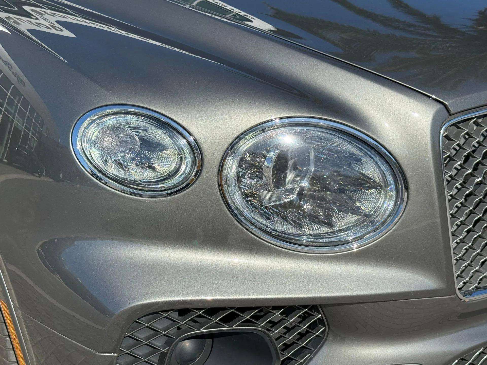 Used 2021 Bentley Bentayga Speed image 37