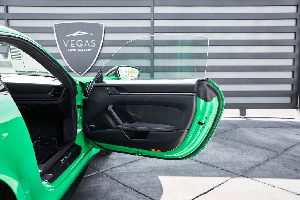 Used 2023 Porsche 911 GT3 image 25