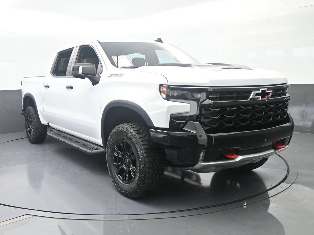 Used 2024 Chevrolet Silverado 1500 ZR2 w/ Technology Package AWD/4WD image 9