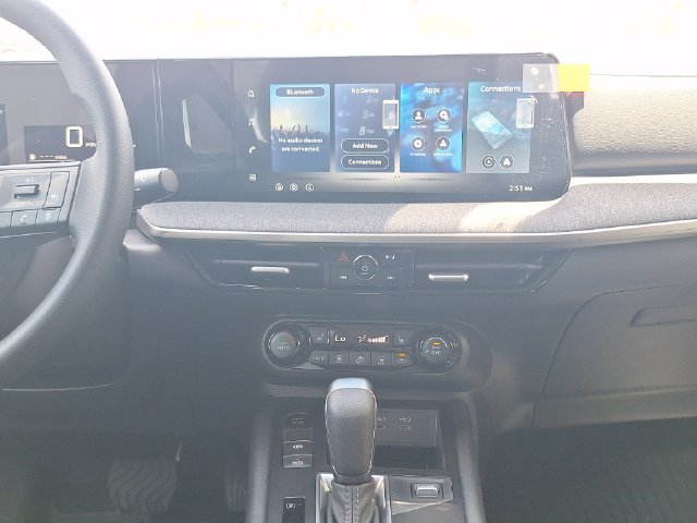 New 2026 Nissan Kicks SV w/ SV Premium Package FWD image 18