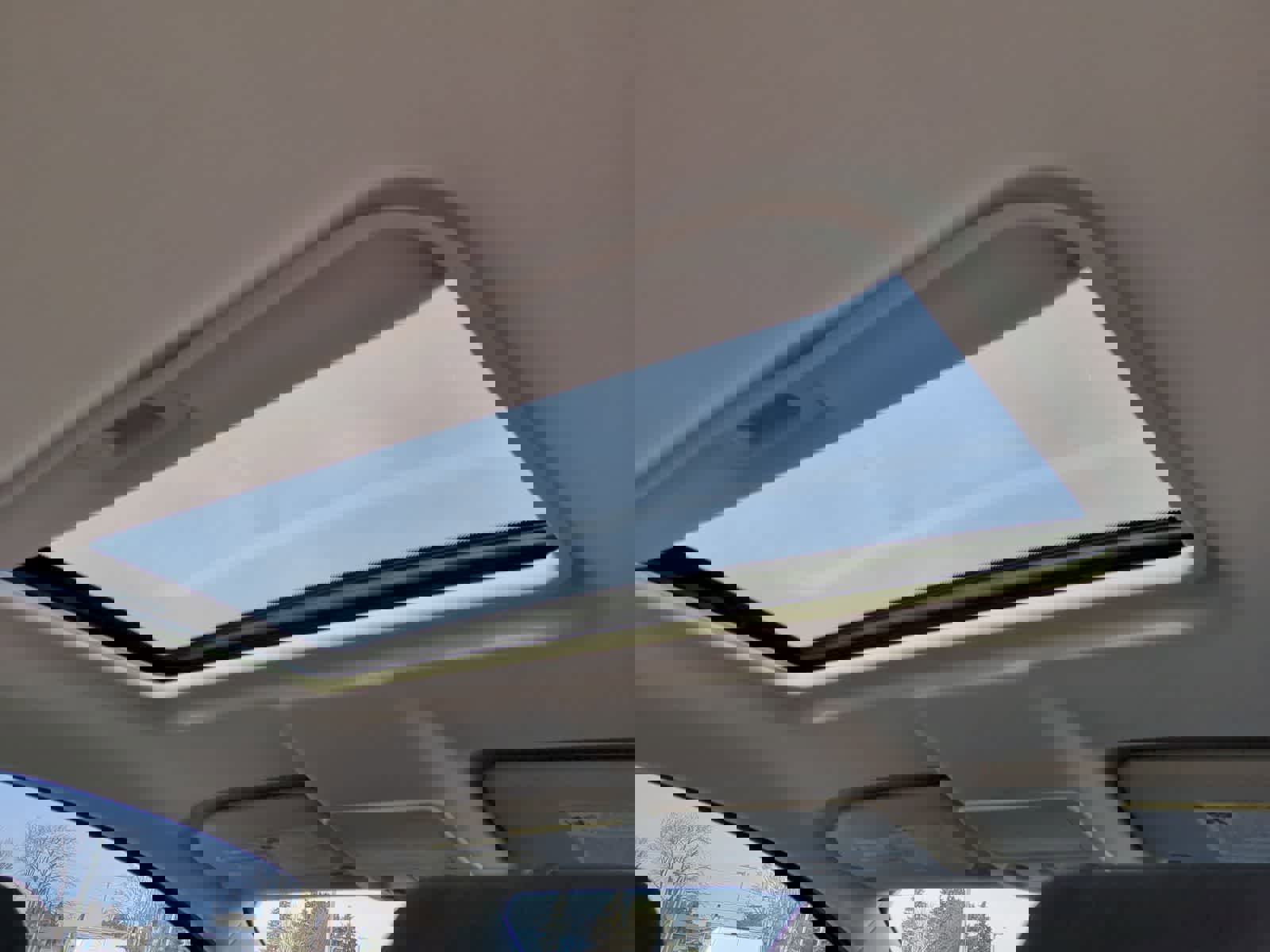 Used 2020 Ford EcoSport SE w/ SE Convenience Package image 22