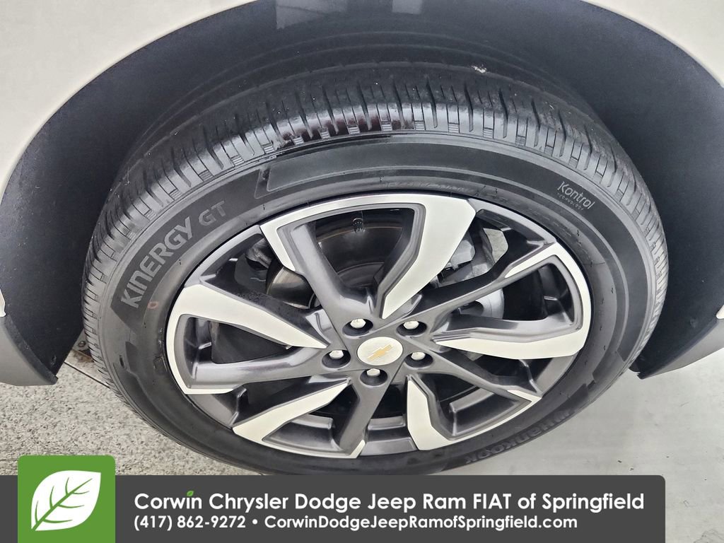 Used 2023 Chevrolet Equinox Premier image 24