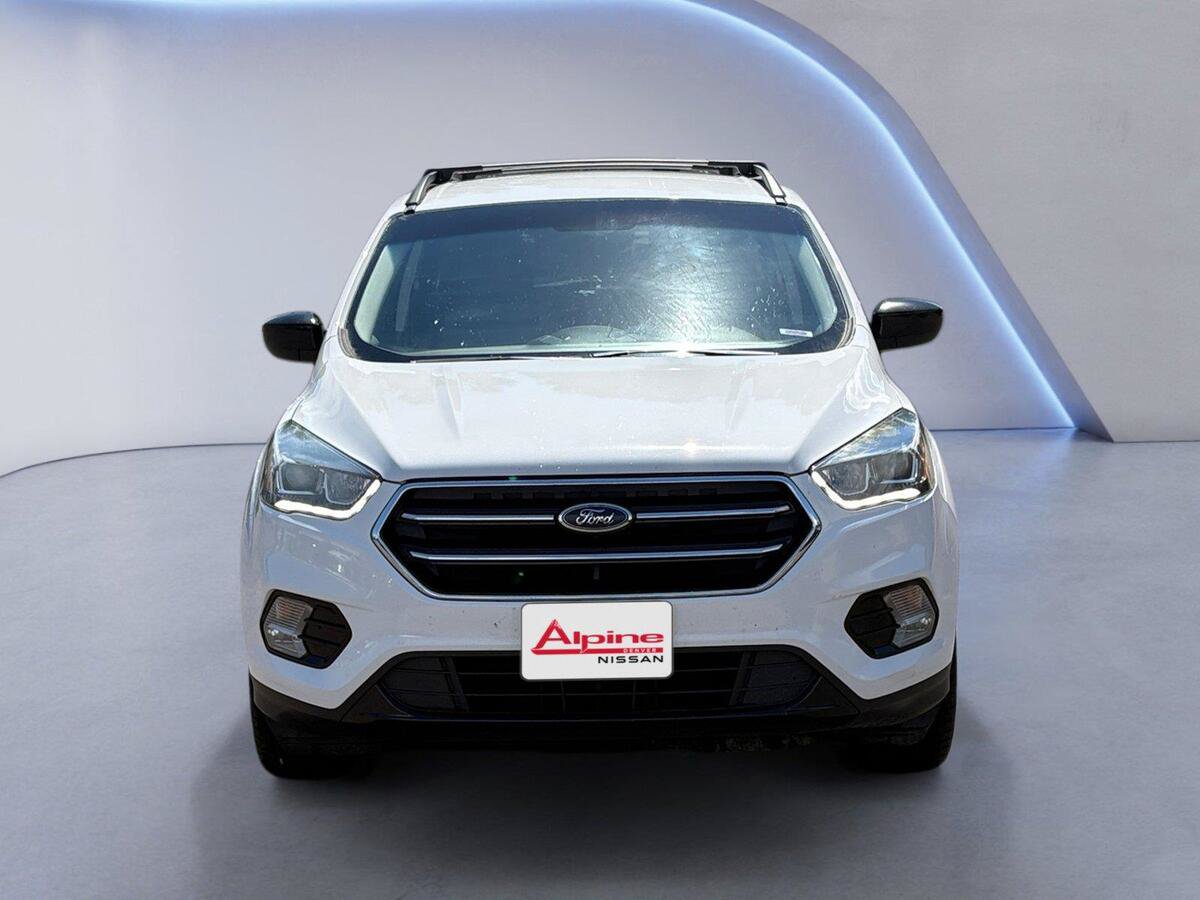 Used 2017 Ford Escape SE w/ SE Sport Appearance Package AWD/4WD image 8