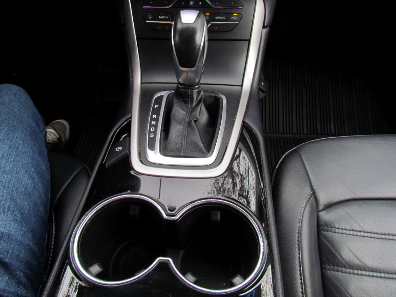 Used 2017 Ford Edge SEL w/ Equipment Group 201A image 40