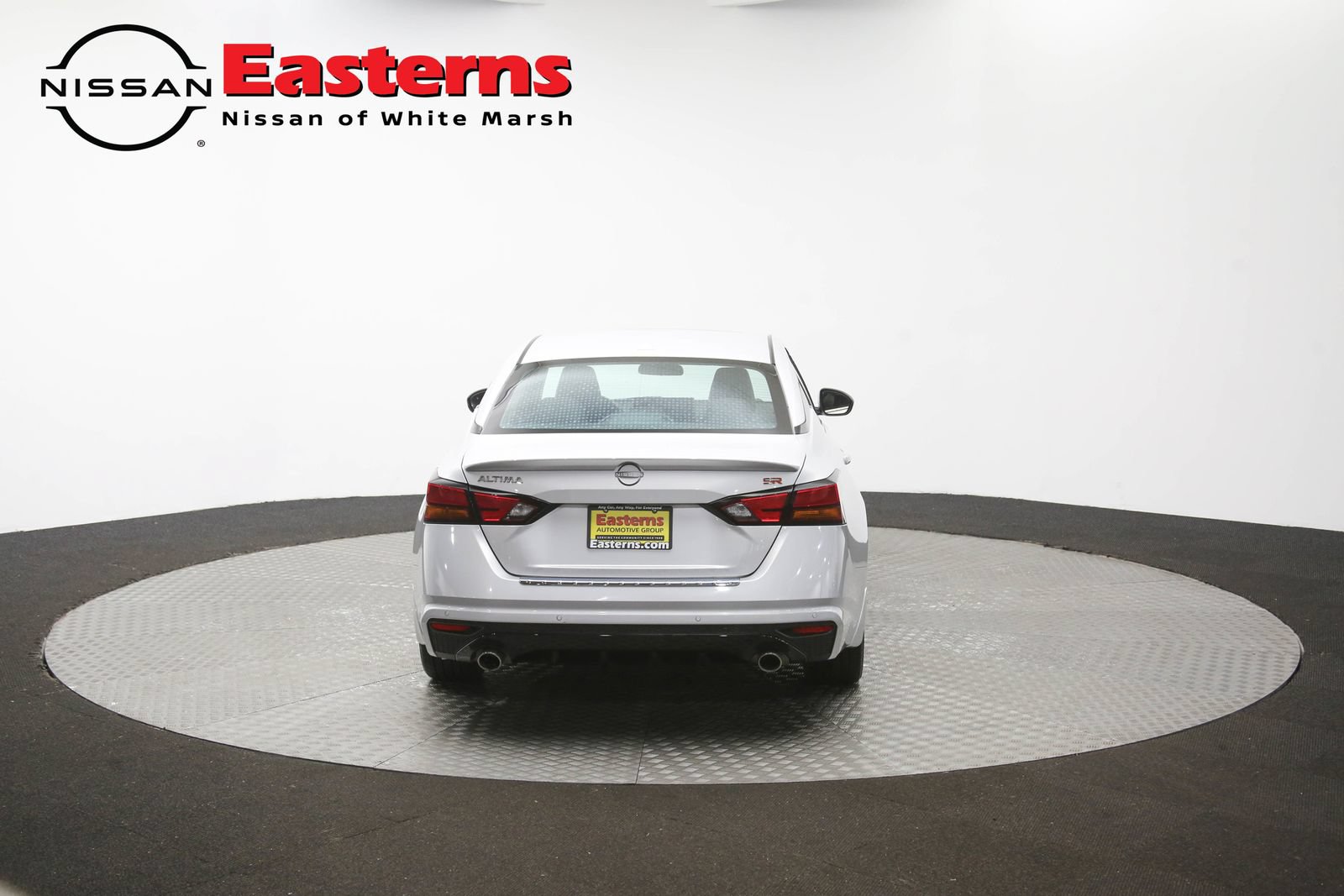Used 2023 Nissan Altima 2.5 SR w/ SR Premium Package FWD image 35
