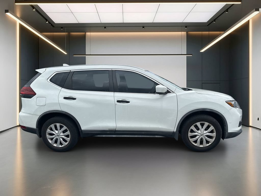Used 2018 Nissan Rogue S FWD image 10