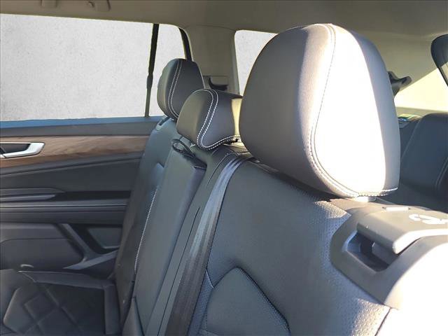 New 2026 Volkswagen Atlas SE image 17