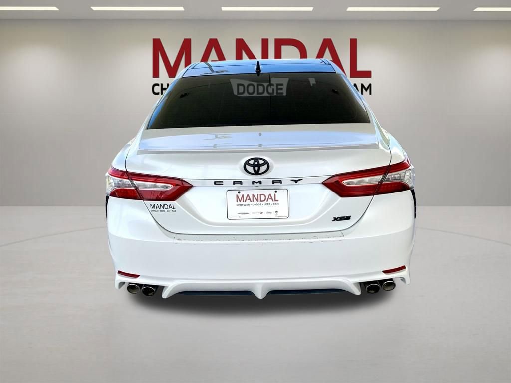 Used 2020 Toyota Camry XSE FWD image 8