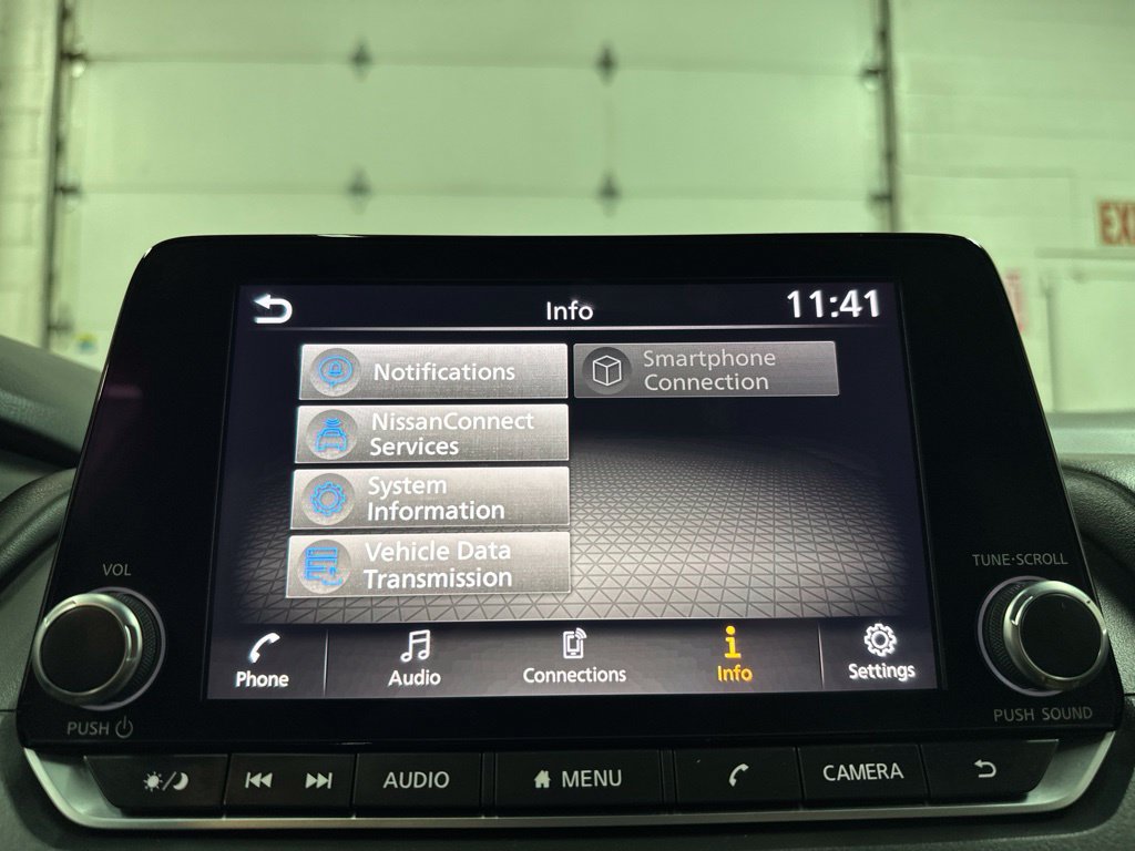 Used 2025 Nissan Rogue SV AWD/4WD image 30