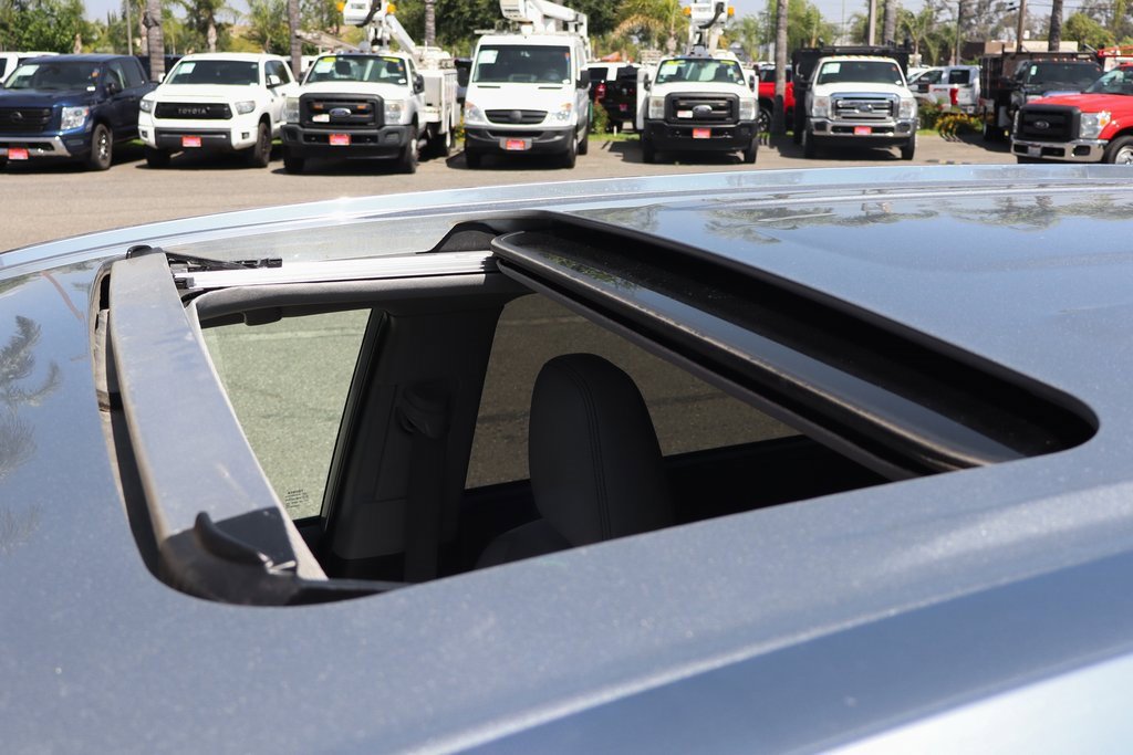 Used 2019 Toyota Highlander XLE image 25