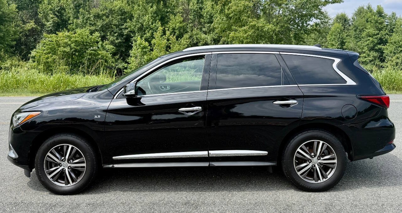 Used 2016 INFINITI QX60 Luxe w/ Premium Plus Package AWD/4WD image 16