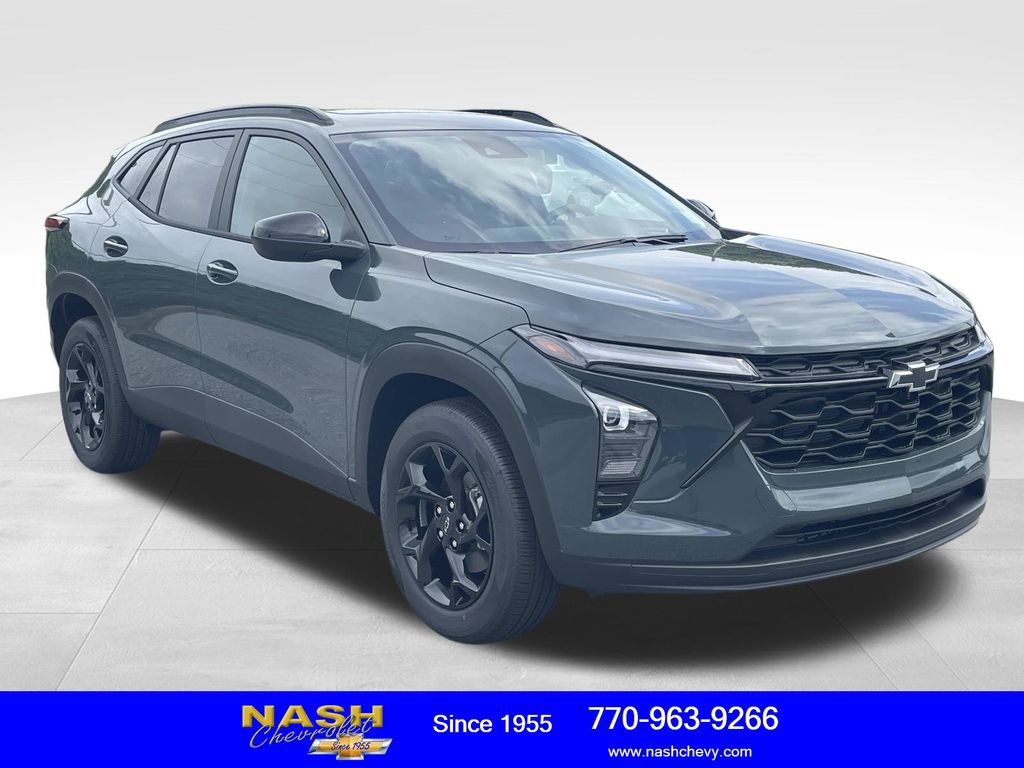 New 2026 Chevrolet Trax LT w/ Sunroof Package