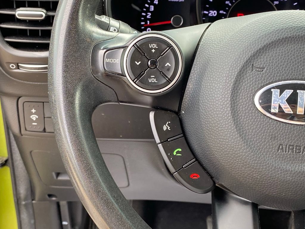 Used 2018 Kia Soul + FWD image 14