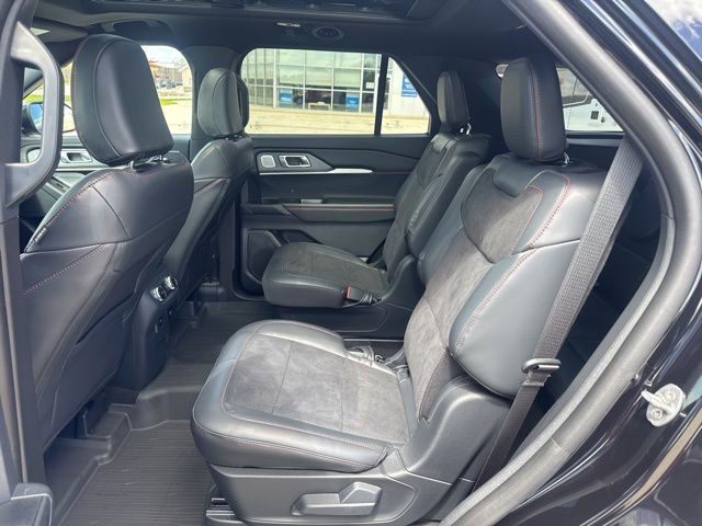 Used 2025 Ford Explorer ST w/ Sun And Sound Package AWD/4WD image 10