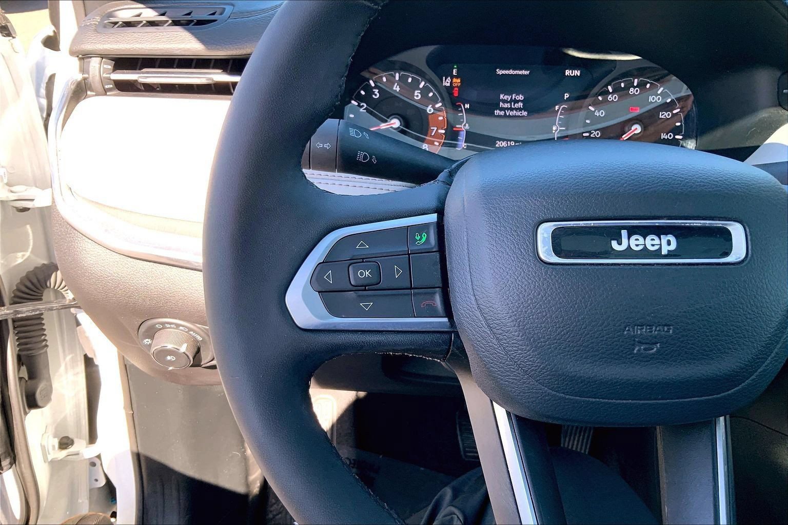 Certified 2024 Jeep Compass Limited w/ Sun and Sound Group AWD/4WD image 22