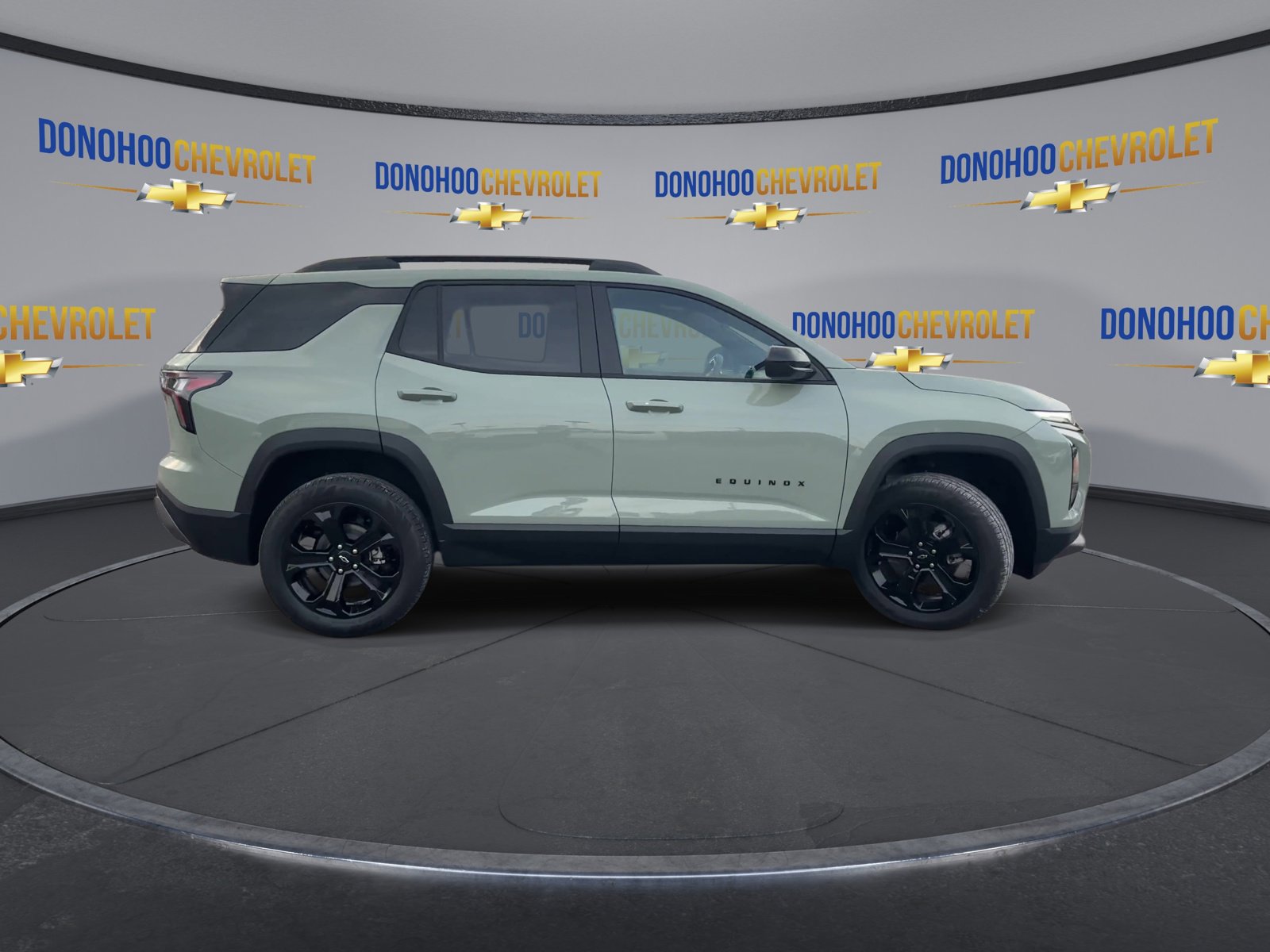 New 2026 Chevrolet Equinox LT w/ Midnight Edition image 12