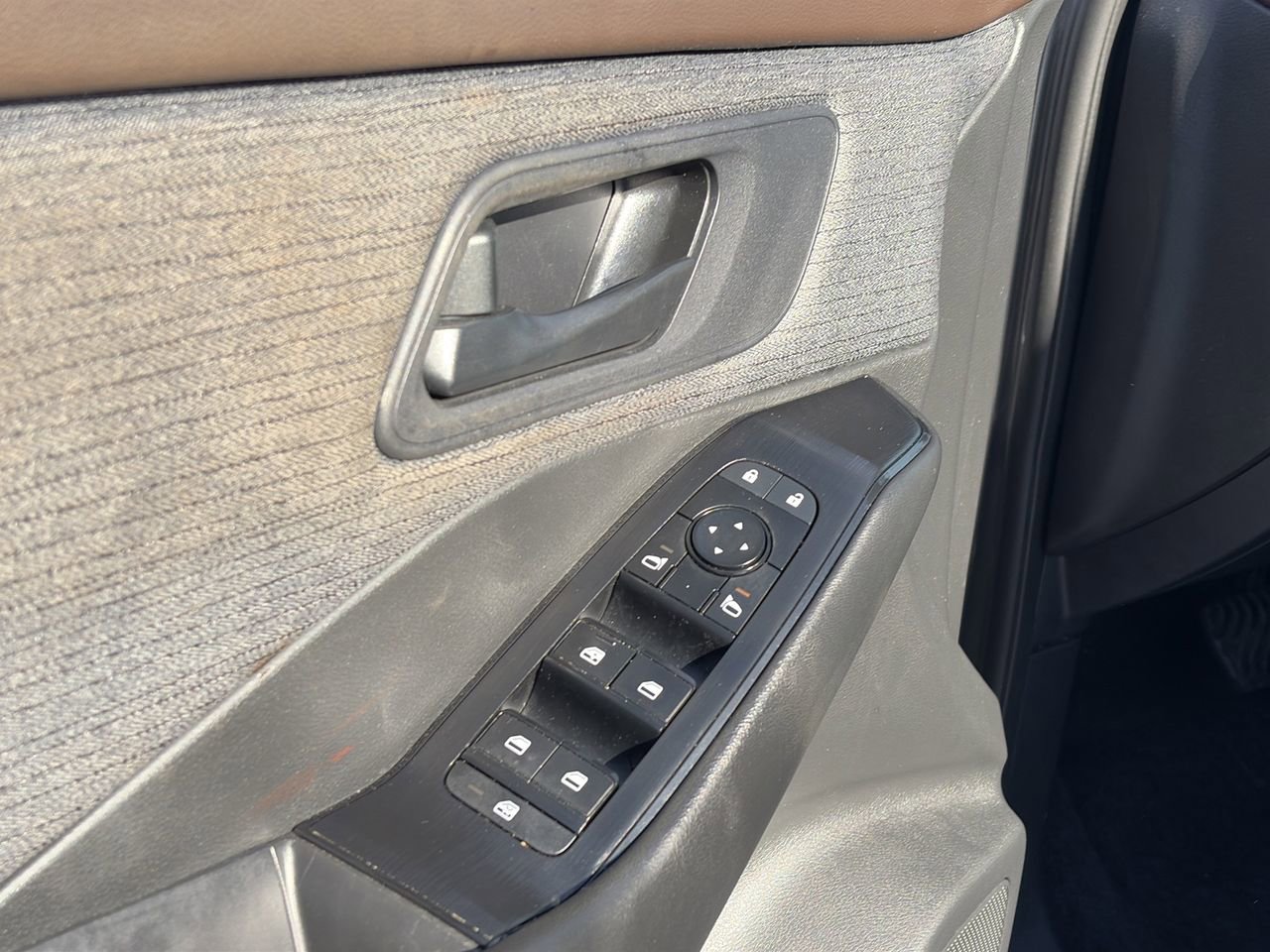 Certified 2023 Nissan Rogue S image 24