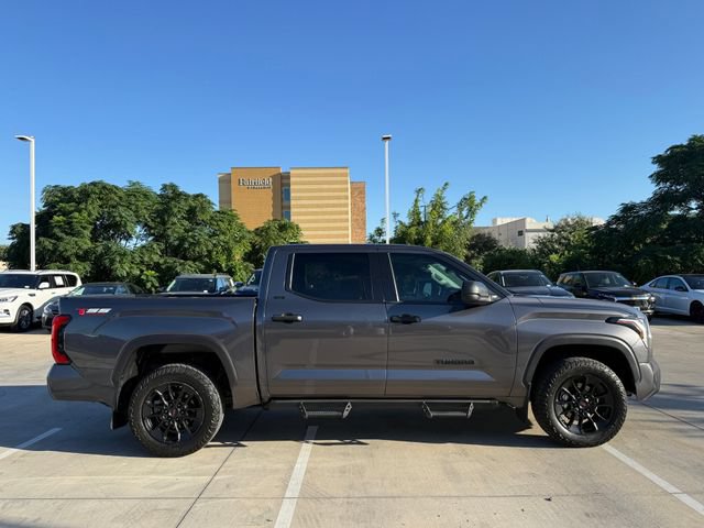 Used 2022 Toyota Tundra SR5 AWD/4WD image 6