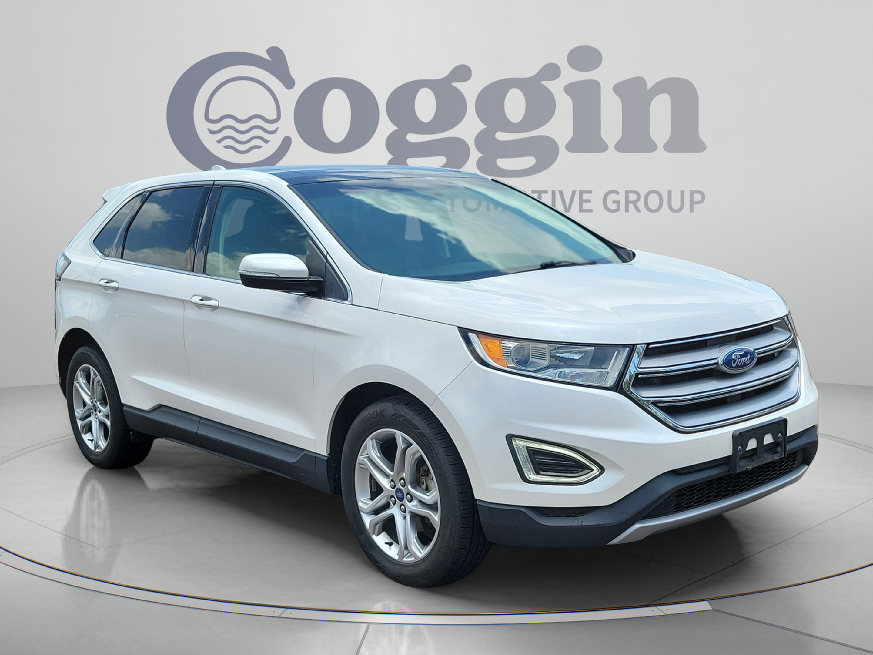 Used 2018 Ford Edge Titanium FWD image 7