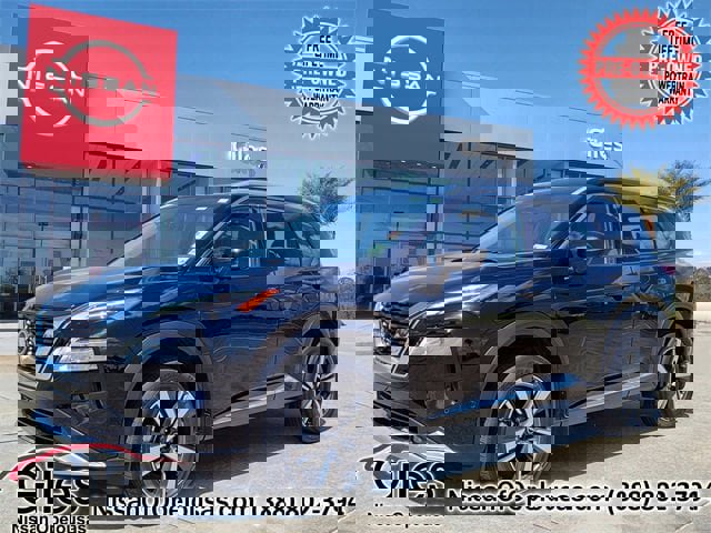 Used 2022 Nissan Rogue Platinum w/ Head-Up Display Package