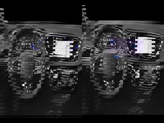 New 2026 Chrysler Pacifica Select image 9