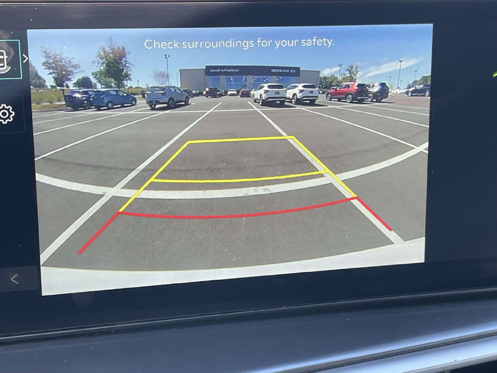 Used 2025 Kia Sorento S w/ Panoramic Sunroof Package FWD image 21