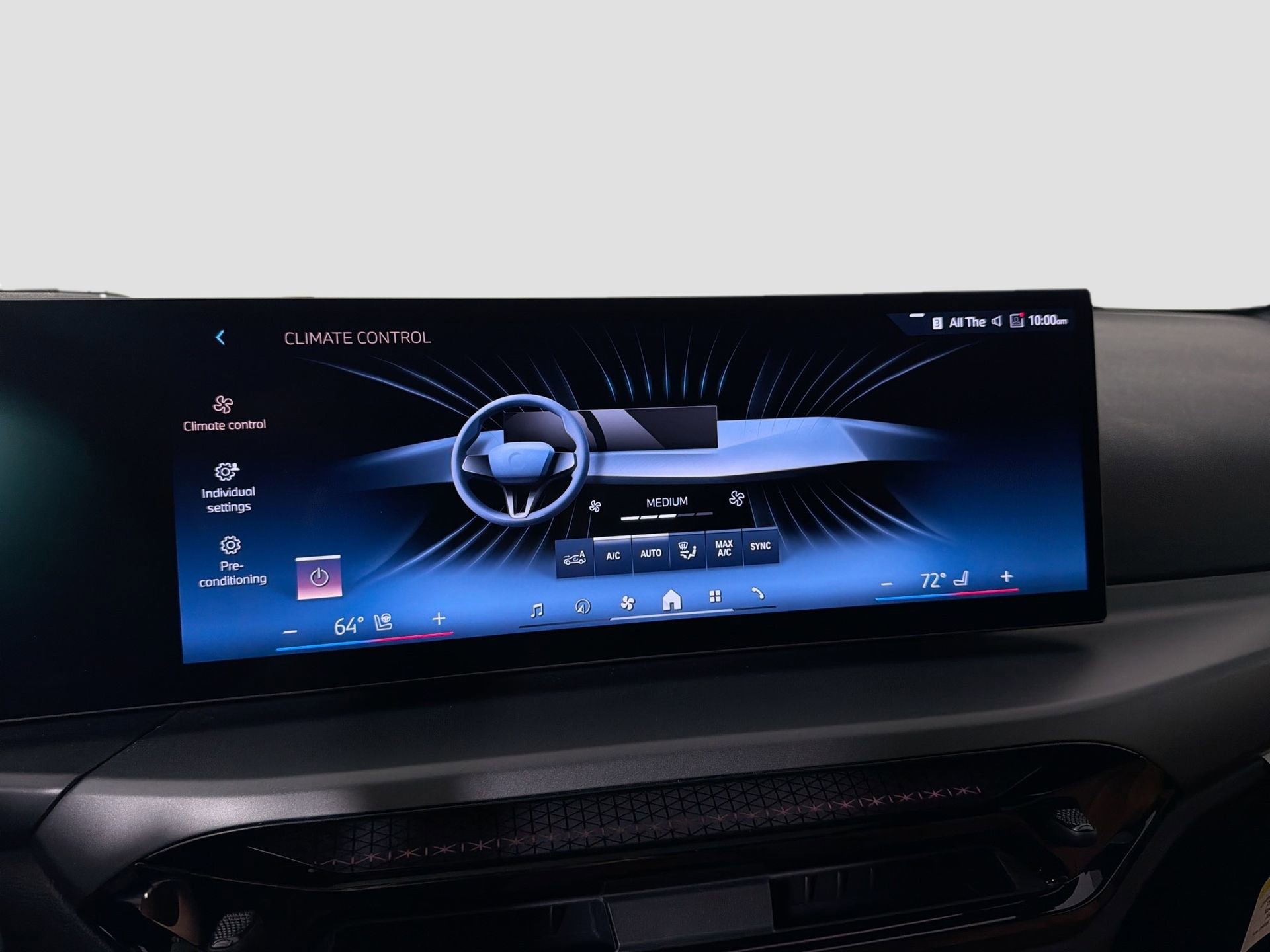 Used 2025 BMW 230i xDrive Coupe w/ Premium Package image 16