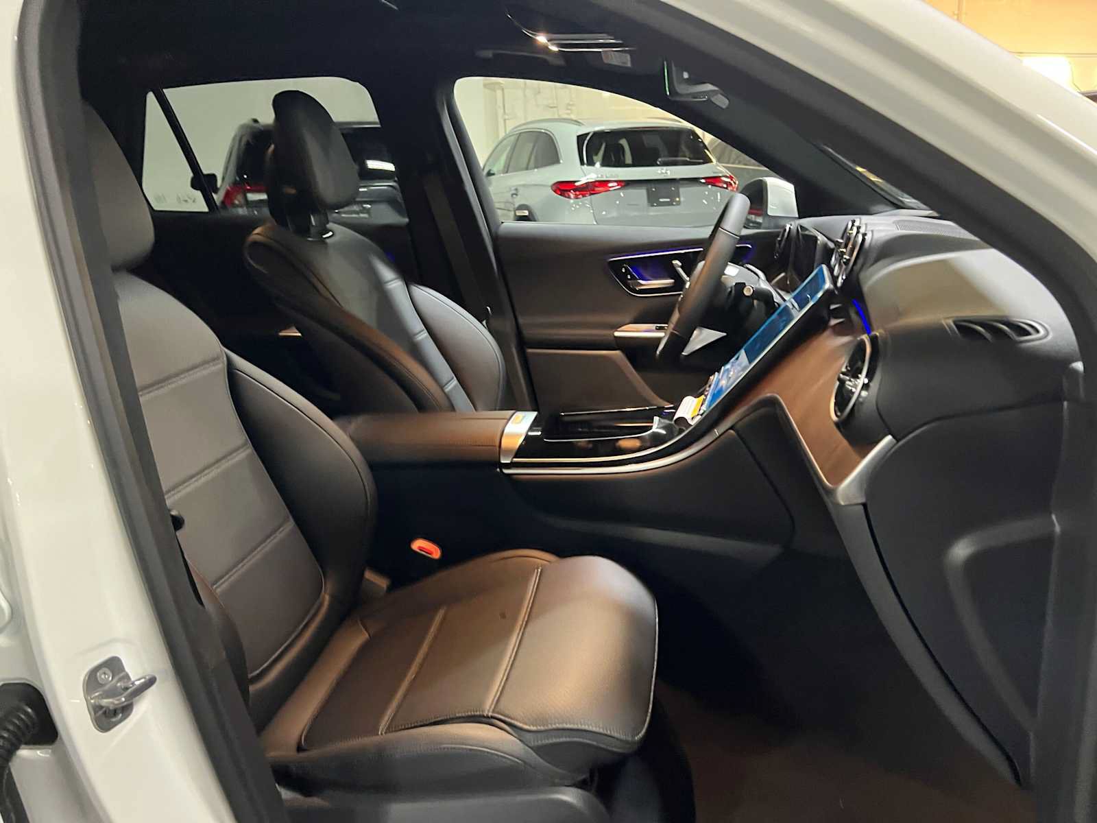 New 2027 Mercedes-Benz GLC 300 4MATIC image 12