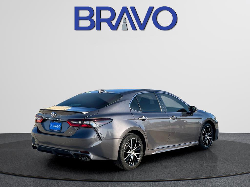Used 2023 Toyota Camry SE FWD image 6