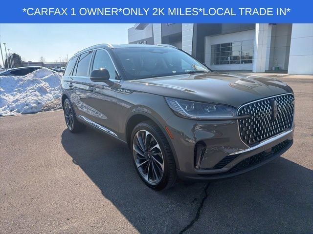 Used 2025 Lincoln Aviator Reserve w/ Equipment Group 201A image 3