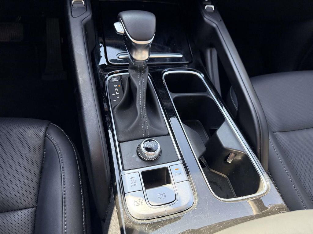Used 2025 Kia Telluride S image 7