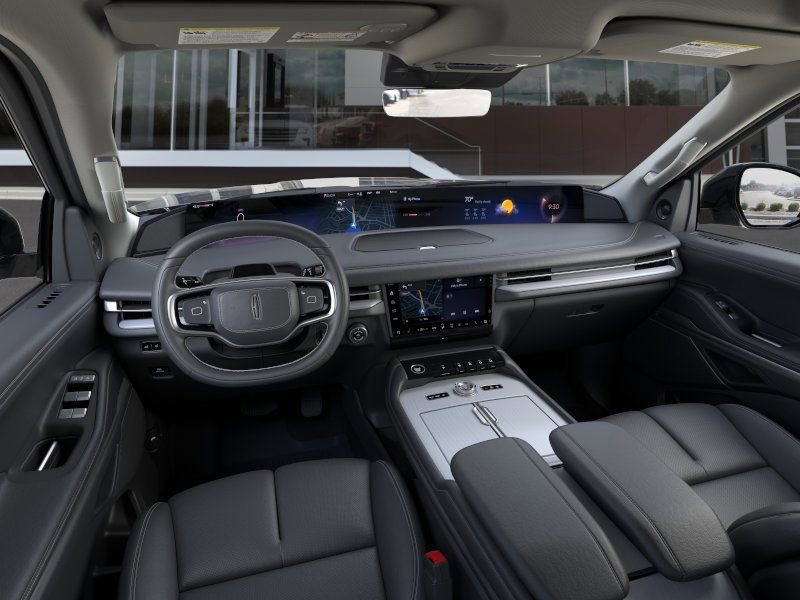 New 2025 Lincoln Navigator L Reserve AWD/4WD image 10