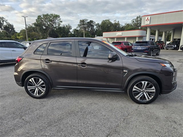 Used 2020 Mitsubishi Outlander Sport ES image 3